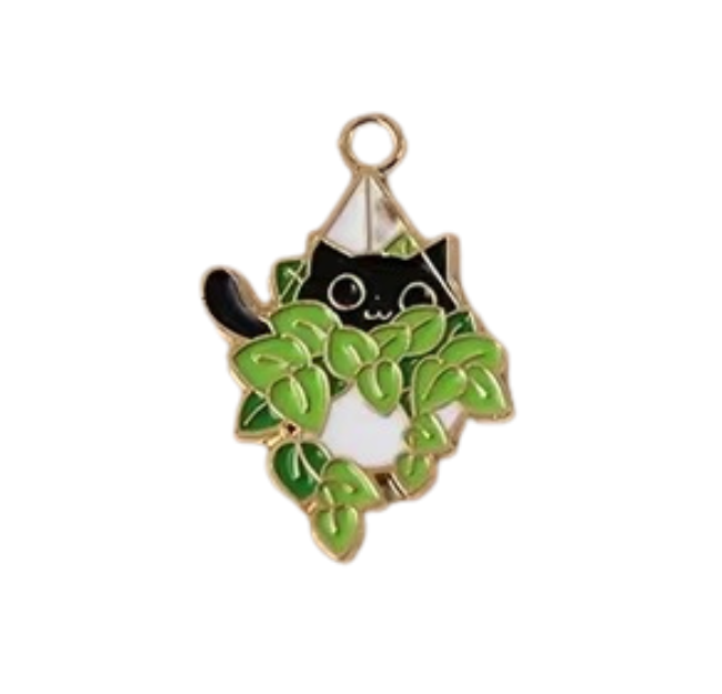 Black Cat in Hanging Plant Needle Minder