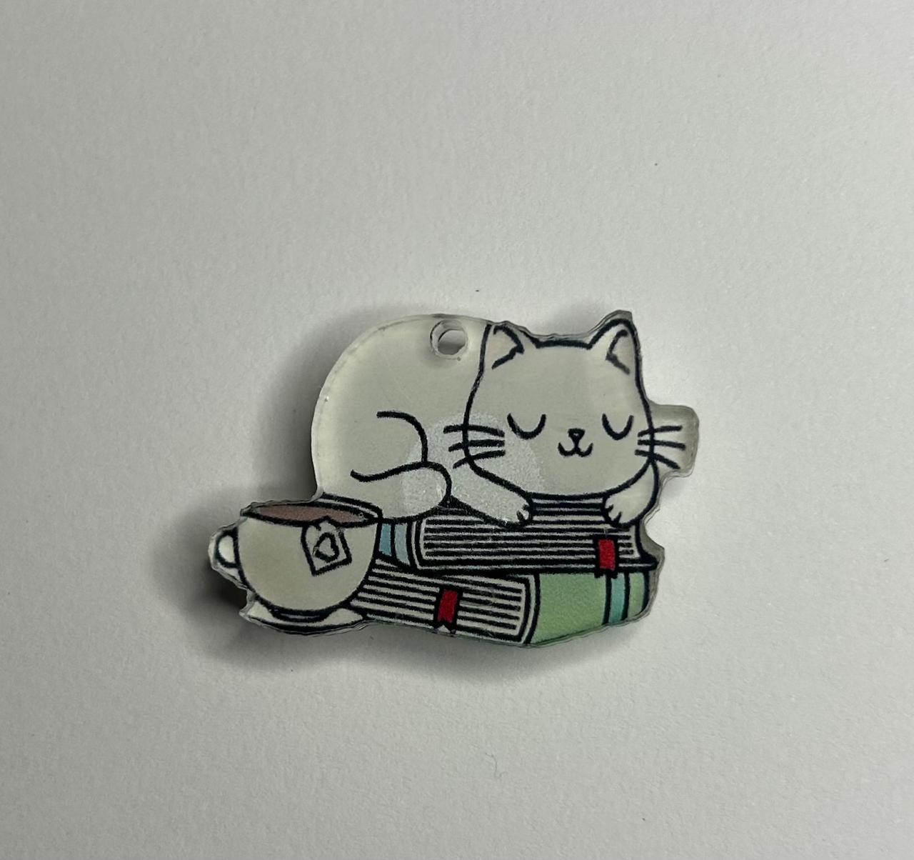 Sleeping Cat on a Pile of books Magnetic Needle minder - Image 5